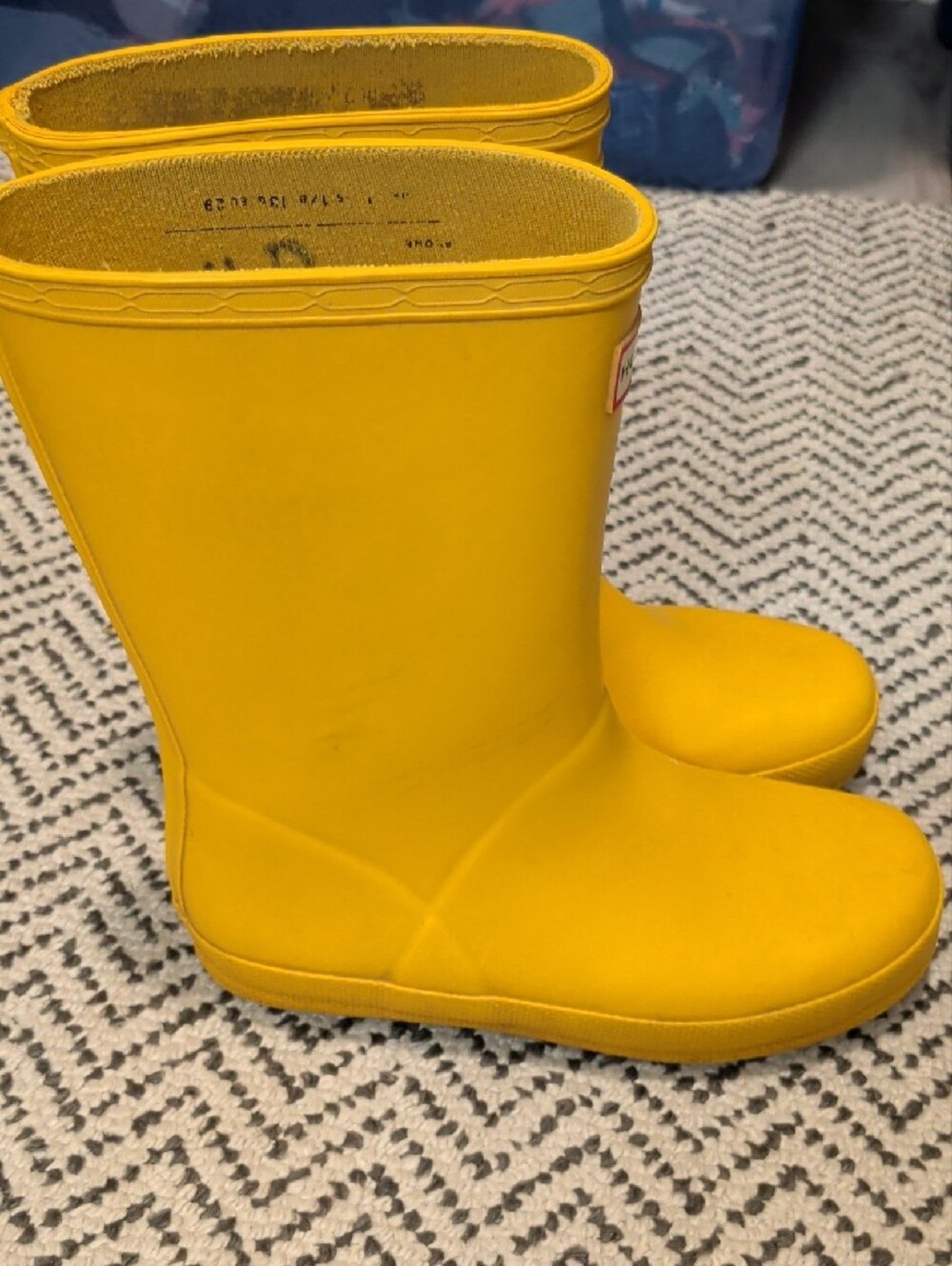 Hunter Bright Yellow Rain Boots - Picture 2 of 6